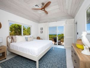 Utopia House by Eleuthera Vacation Rentals