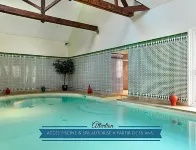 Hôtel & Spa du Domaine des Thômeaux the Originals Relais - Pools