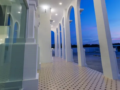 B2 Hua Hin Premier Hotel Отели рядом со станцией Железнодорожная станция Хуа Хин