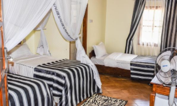 Destination 3Degrees Hotel - Housity