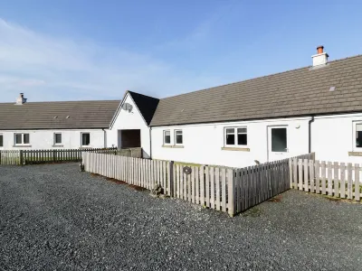 Starfish Cottage Hotels near Walk Highlands - Isle of Ulva
