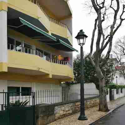 Elegant Apartment in Cascais with Fireplace 80 m² Hotel Exterior