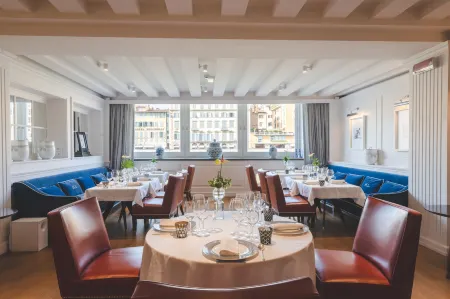 Hotel Lungarno - Lungarno Collection Отели рядом с достопримечательностью «Свети Флоренция»