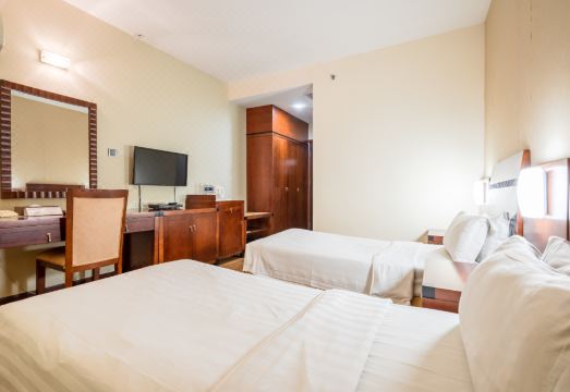 Celyn Hotel City Mall Over view