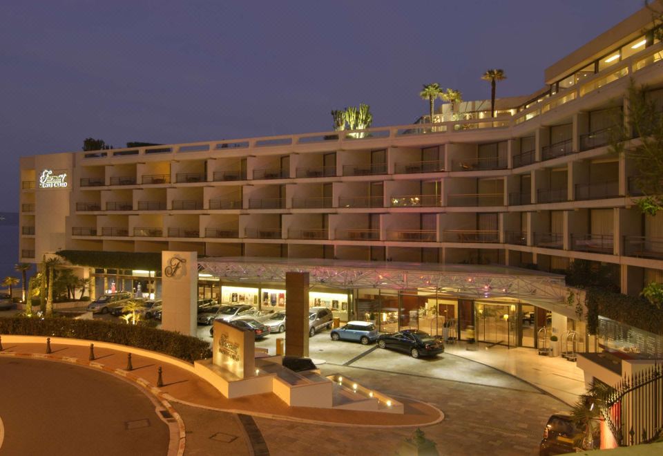 페어몬트 몬테 카를로