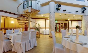 Pur Navolok Hotel