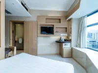 Robertson Quay Hotel Hotels near Bukit Merah