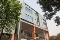 OYO 47488 Hotel Keshmin