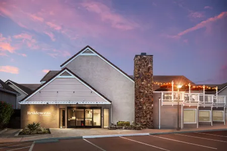 Residence Inn San Diego La Jolla Отели рядом с достопримечательностью «Библиотека Гейзел»