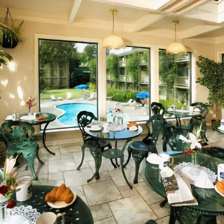 Best Western Plus Humboldt House Inn Отели в г. Гумбольдт