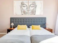 Les Gemeaux - balcony