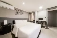 Pyeongtaek Stay Tourist Hotel Hotels near Mission Baptist Church