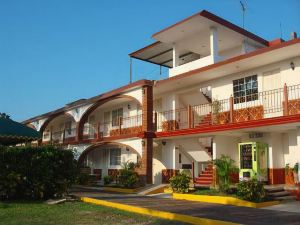 Hotel Los Cedros