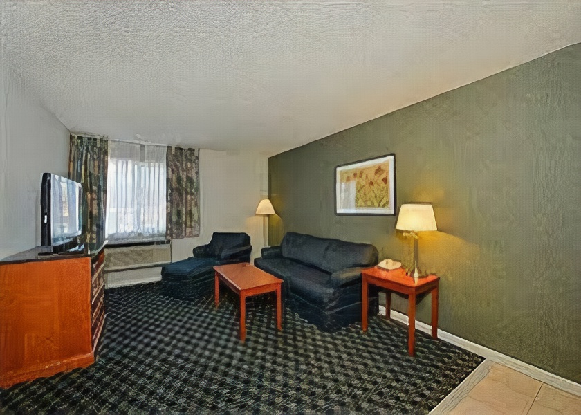 Quality Inn and Suites St Charles - West Chicago