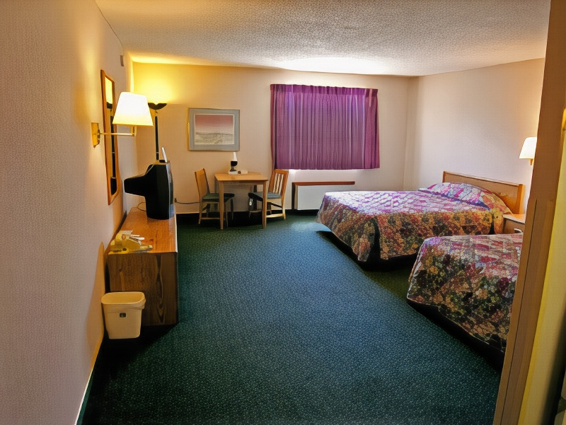 Best Western West Hills Inn