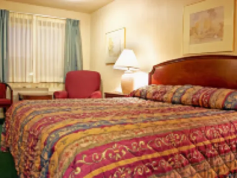 Americas Best Value Inn Iola Hotels in Iola