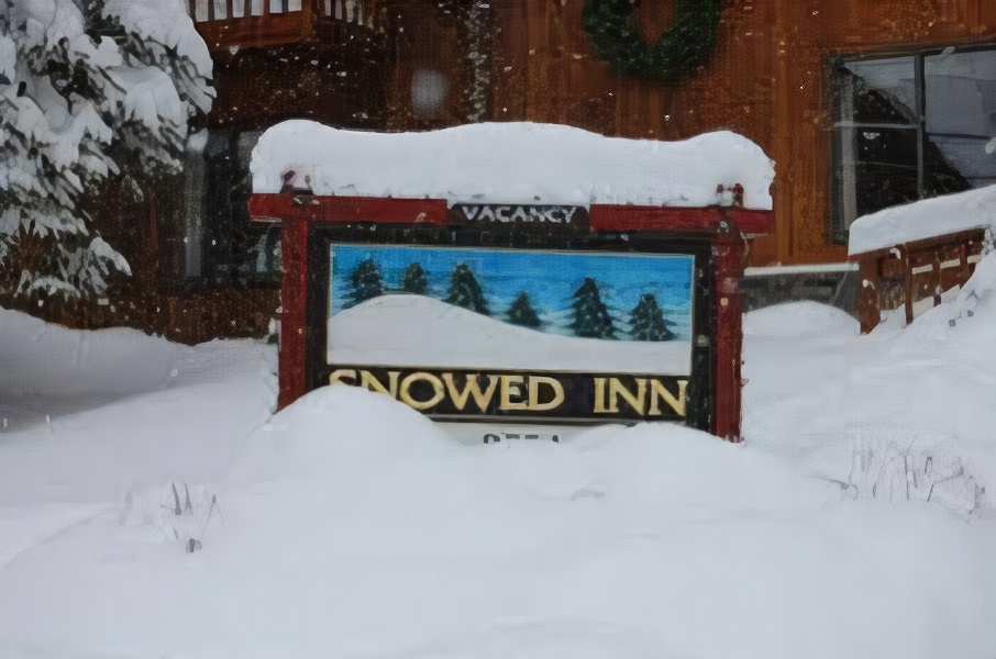 The Snowed Inn