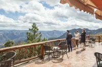 Balderrama 飯店集團的 Hotel El Mirador - 山景
