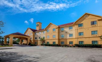 La Quinta Inn & Suites by Wyndham Pasadena