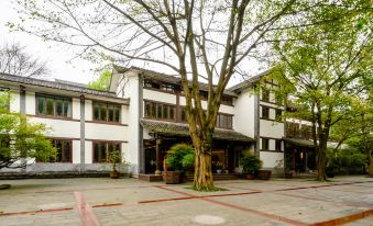 Fengxiangyuan Holiday Hotel