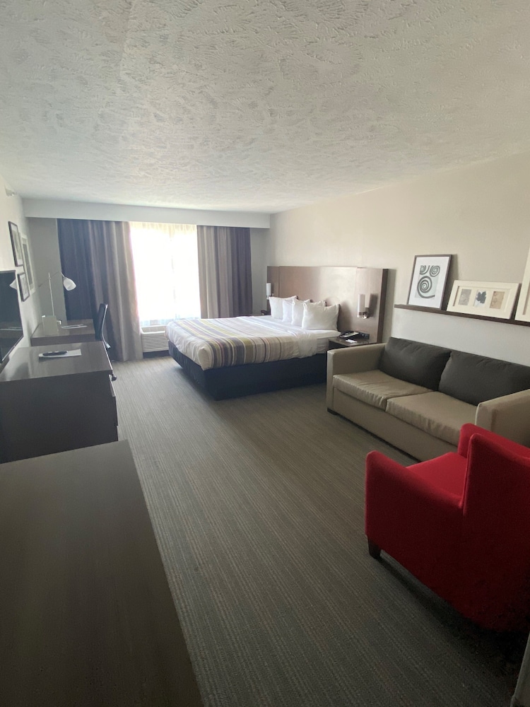 Country Inn & Suites by Radisson, Council Bluffs, IA