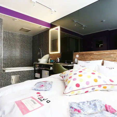 Yeokgok Hotel Yaja