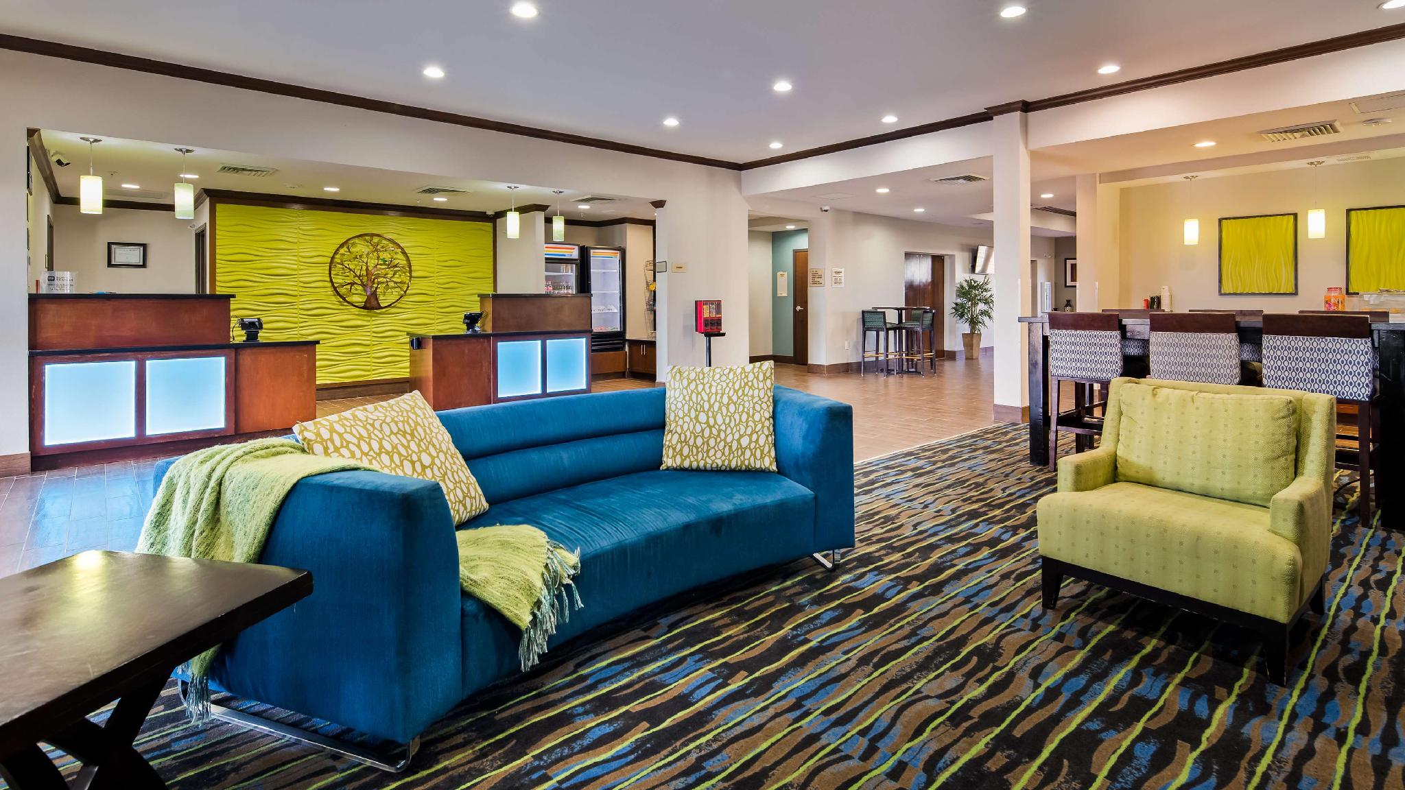 Best Western Plus Denver City Hotel and Suites