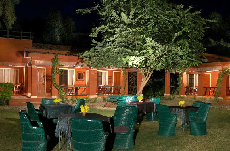 Maharani-Bagh-Orchard-Retreat-Palace-Hotel-In-Rajasthan