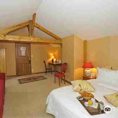 Kyriad Saumur Hyper Centre - Hôtel, Appartements, Séminaires & SPA (Sothys Paris) Rooms