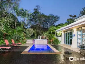 Avalone Guest House