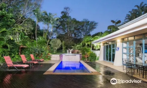 Avalone Guest House
