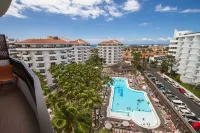Servatur Waikiki Hotels in Los Palmitos