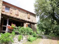 Paradiso Selvaggio Hotels near Centro Storico di Paciano