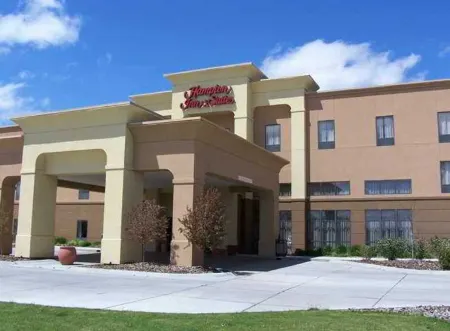 Hampton Inn & Suites Scottsbluff-Conference Center Отели в г. Скоттсблаф