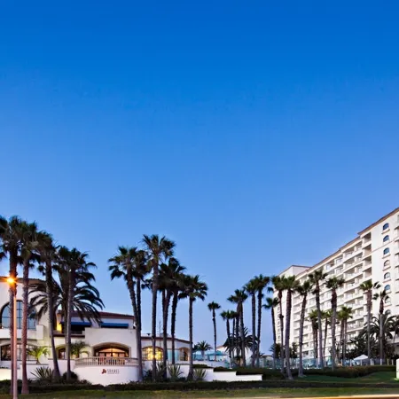 The Waterfront Beach Resort, A Hilton Hotel
