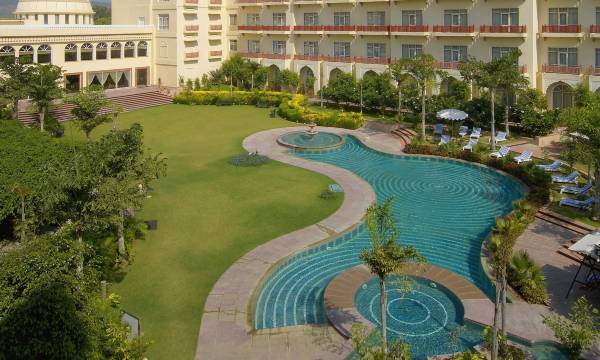 Le Méridien Jaipur Resort & Spa