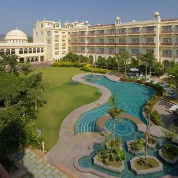 Le Méridien Jaipur Resort & Spa