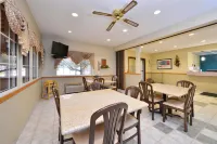 Regency Inn Geneseo IL I-80 Hotels in Geneseo