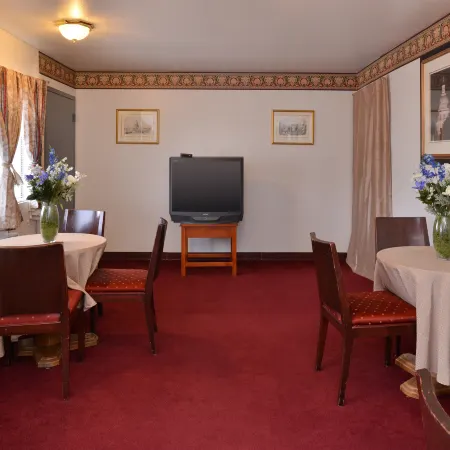 Castle Inn & Suites by OYO Chickasha