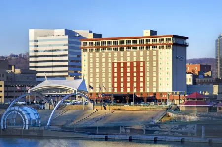 Four Points by Sheraton Charleston Отели в г. Чарльстон