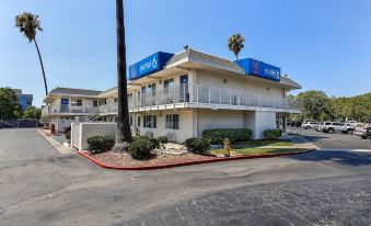 Motel 6 Pleasanton, CA