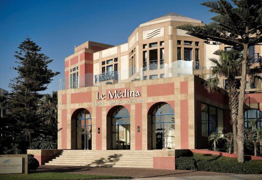 르 메디나 호텔의 스파 또는 수영장 시설