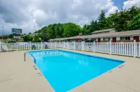 Highland Hills Motel & Cabins Hotels in Watauga County
