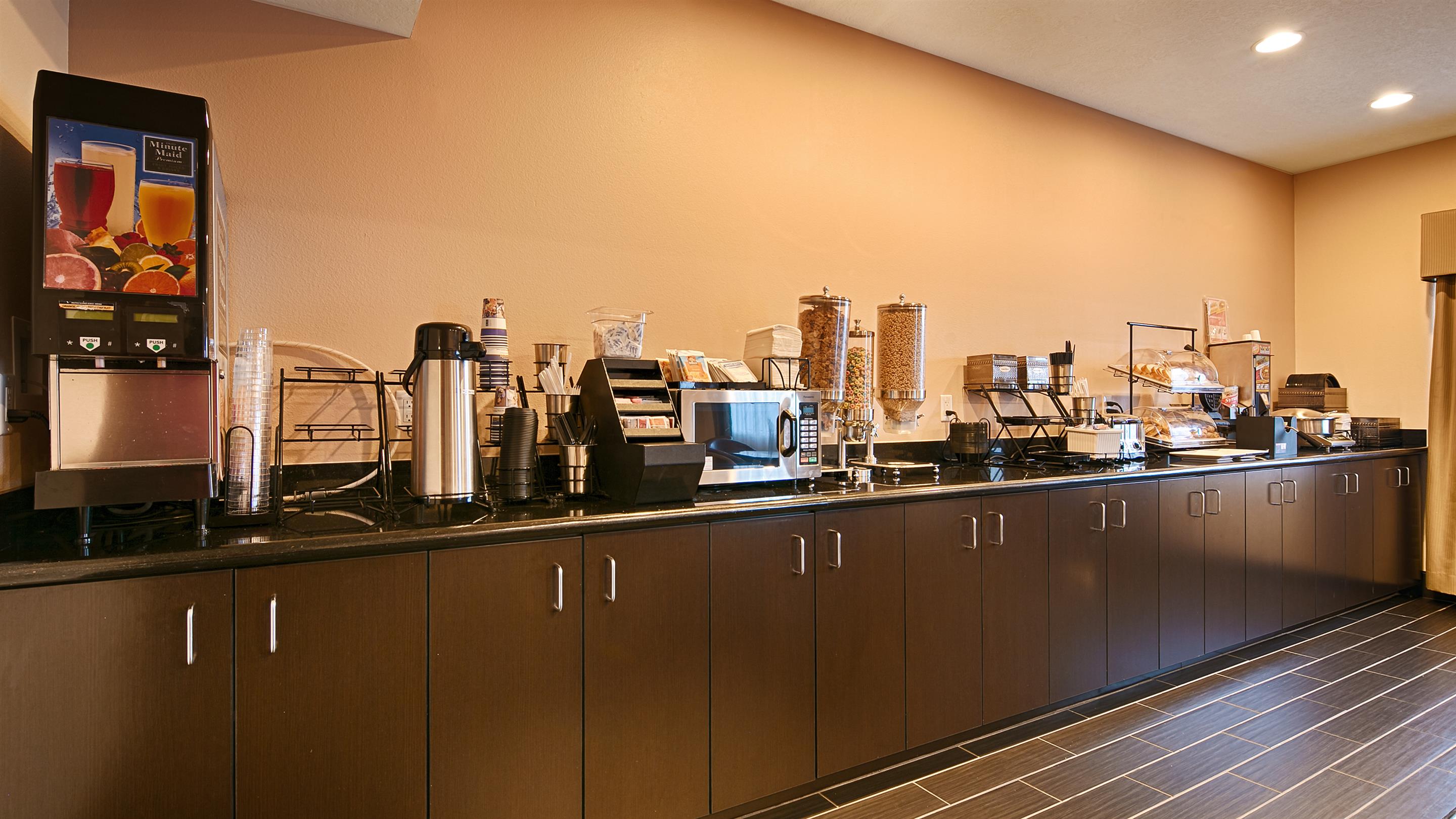 Best Western Plus - Wendover Inn
