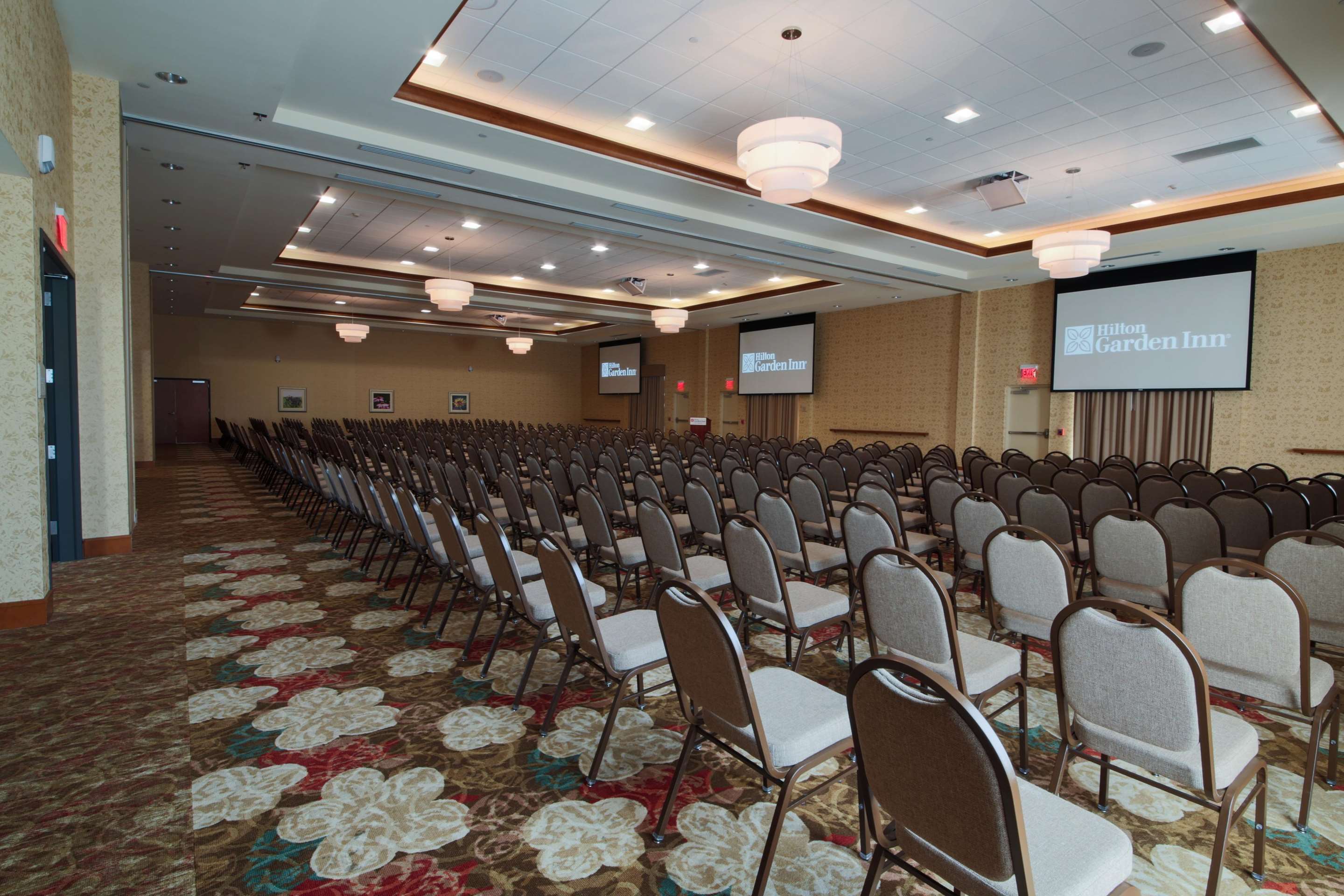 Hilton Garden Inn Cedar Falls Conference Center