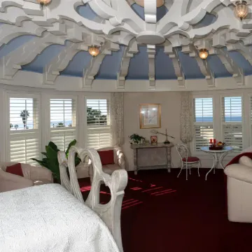 Cardiff by the Sea Lodge