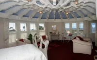 Cardiff by the Sea Lodge Hotels in Solana Beach
