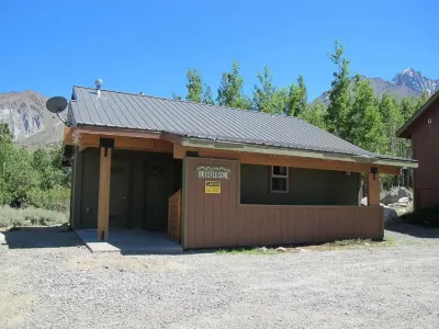 Convict Lake Resort Hotel di Mammoth Lakes