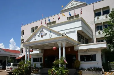 Sakol Grand Palace