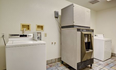 Motel 6-Seekonk, MA - Providence East - Housity